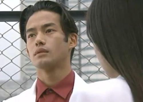 男主明星失忆,重返舞台的奋斗之路